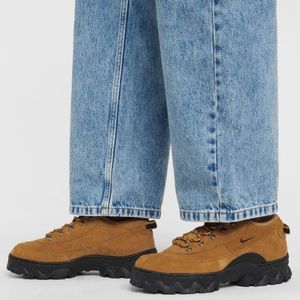 Nike Lahar Low “Wheat” Womens Size 8
